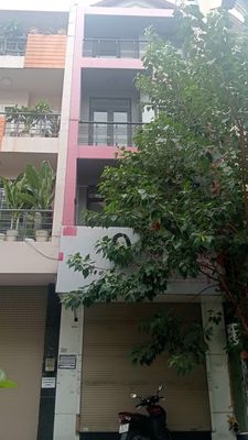 Cho thuê nguyên căn 90 Hoa Lan, Phú Nhuận