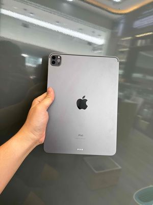 IPad Pro 11in 128GB 2020 Wifi zin đẹp màn 2K 120hz. Mua bán Máy tính bảng tại Quận Ninh Kiều Cần Thơ được đăng bởi Quý Mobile Cần thơ