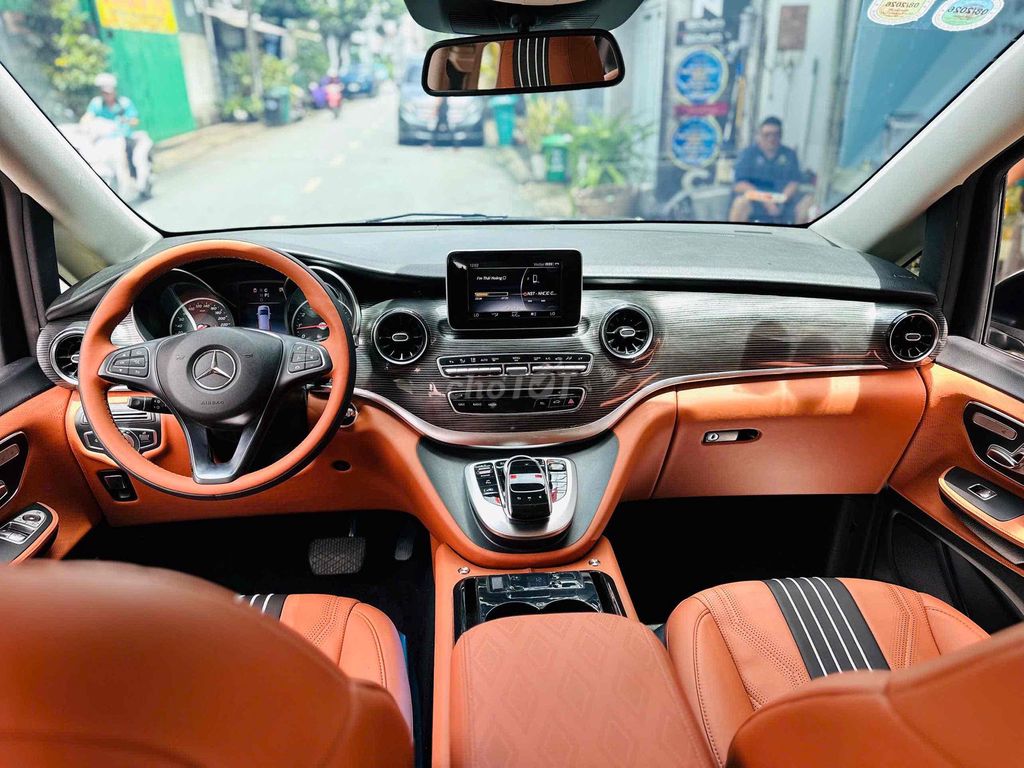 Mercedes Benz V Class 2020 V250 Luxury - 58000 km. Mua bán Ô tô tại Quận 8 Tp Hồ Chí Minh được đăng bởi Hồng Phúc hình 19