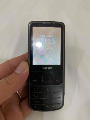 Nokia 6700 màu đen