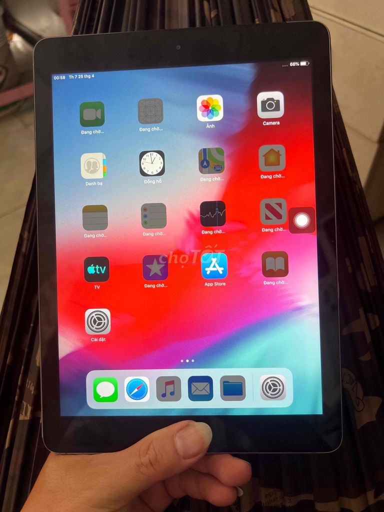 Apple iPad Air 16GB Xám. Mua bán Máy tính bảng tại Thị xã Tân Uyên Bình Dương được đăng bởi phi trường mobile hình 1