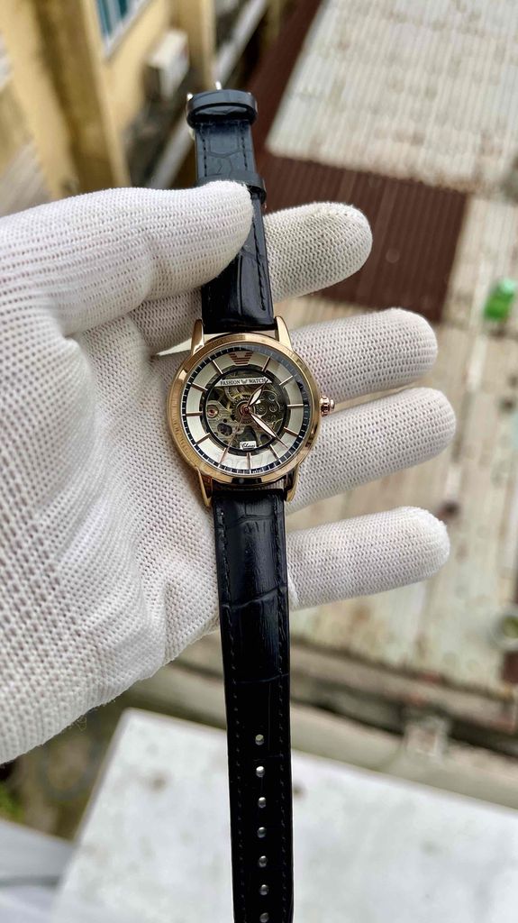 Đồng hồ cơ automatic. Size 30 mm.