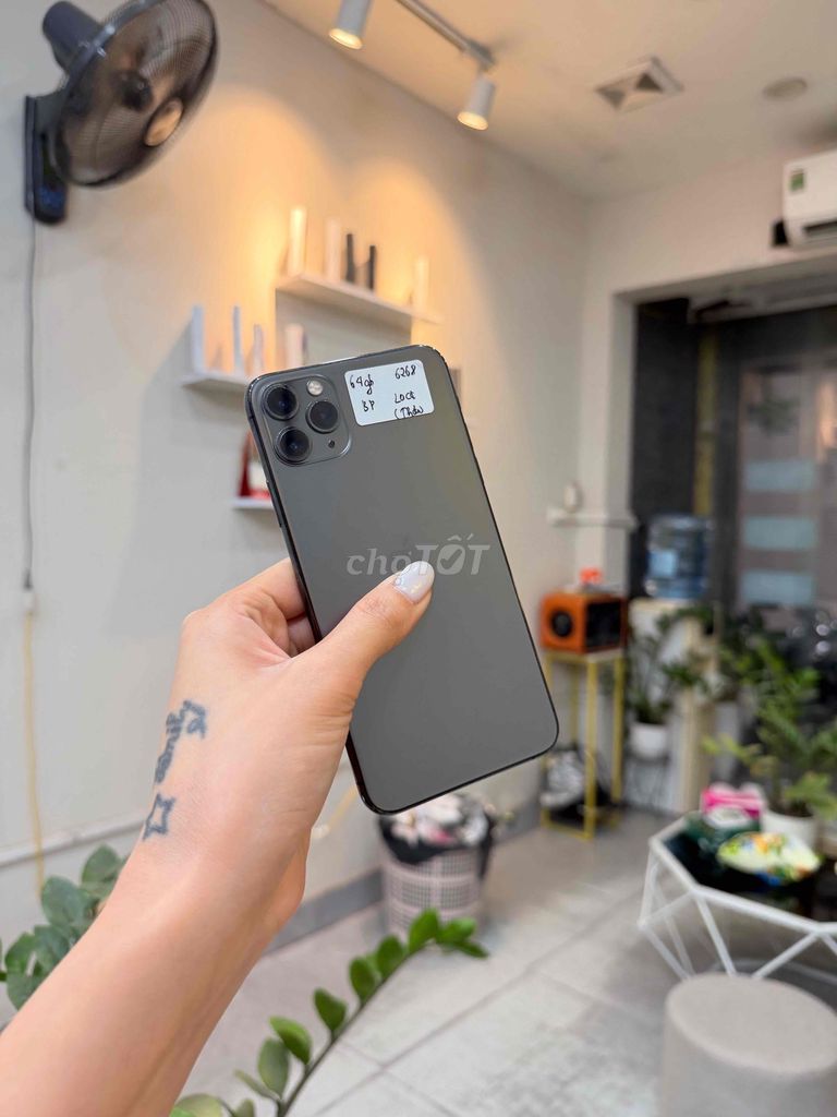 11 Pro Max 64GB lock. Mua bán Điện thoại tại Quận Thanh Xuân Hà Nội được đăng bởi T Mobile  hình 1