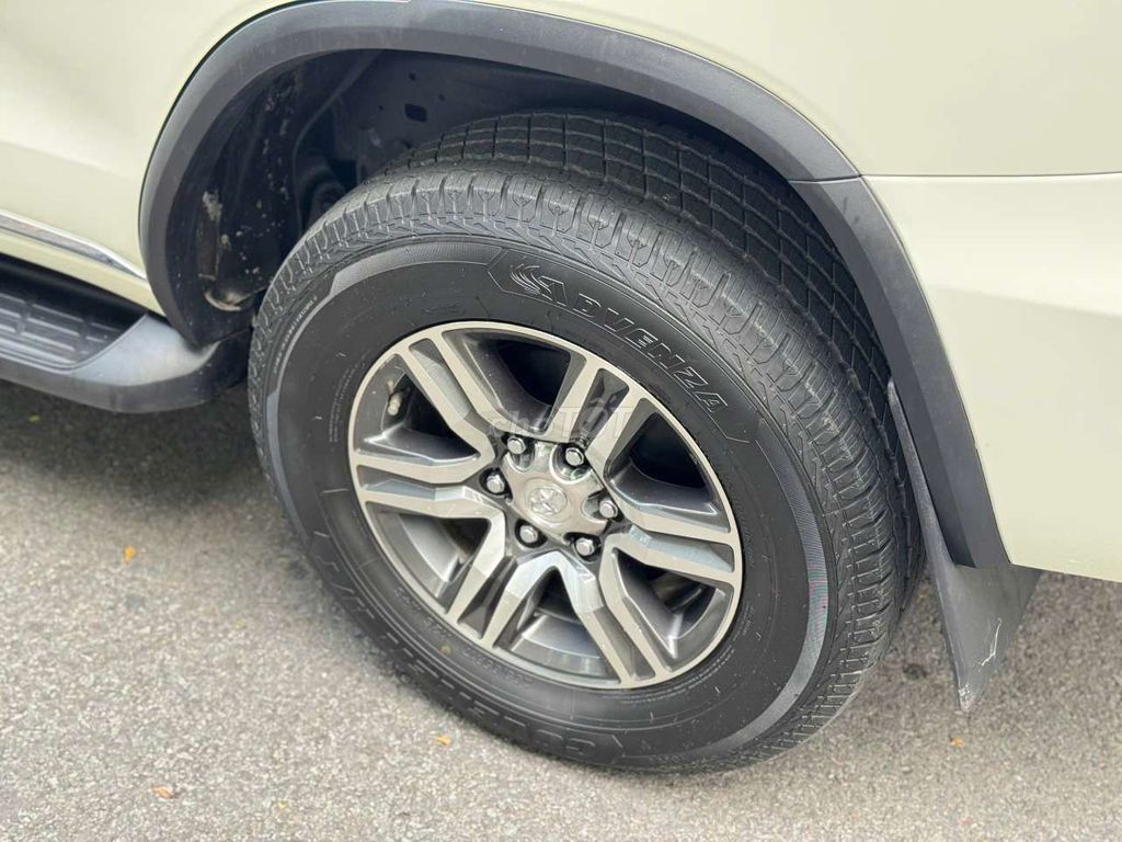 fortuner 2017 2.7V máy xăng 1 cầu 85.000k. Mua bán Ô tô tại Quận Gò Vấp Tp Hồ Chí Minh được đăng bởi Cường Lã Auto hình 14