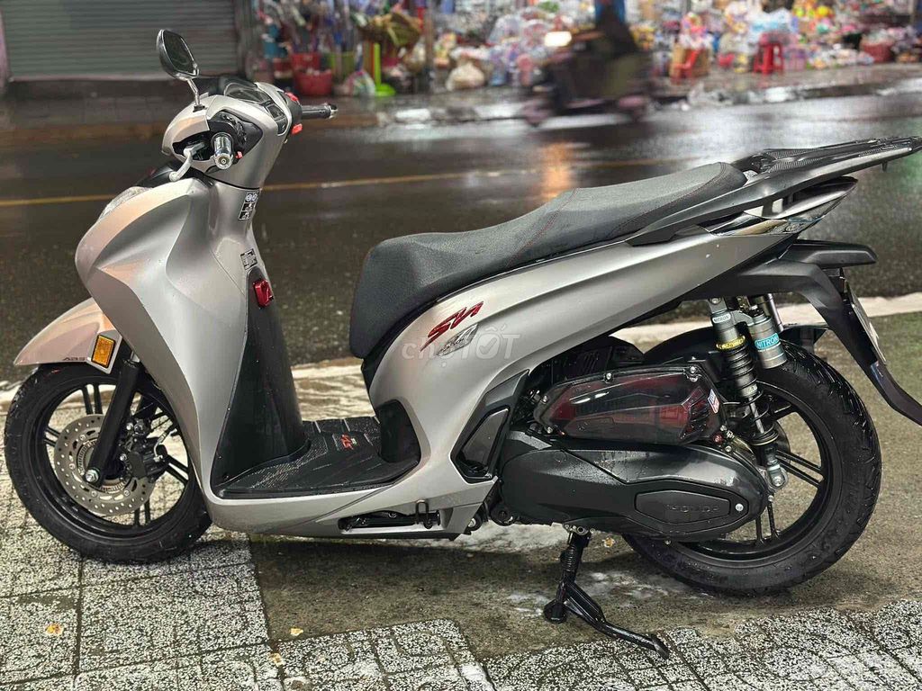 SH 350i 2021 Màu xám. Mua bán Xe máy tại Thành phố Thuận An Bình Dương được đăng bởi Hoàng Anh Tuấn hình 3