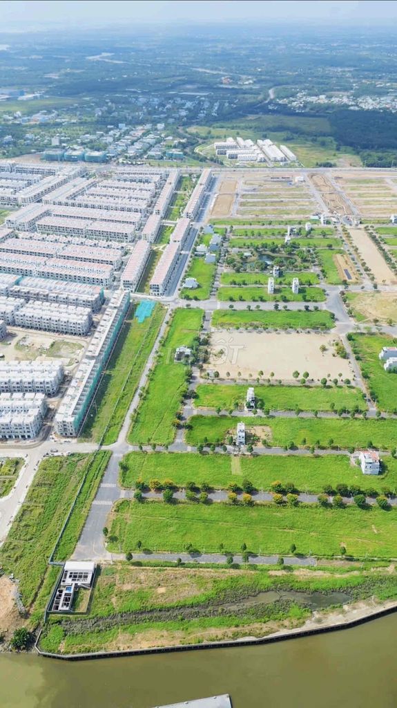 nhận giữ chỗ . gđ2 dự án sg village . và bán nền gđ1 giá đầu tư. Mua bán Đất tại Huyện Cần Giuộc Long An được đăng bởi Quí Phú Hưng hình 2
