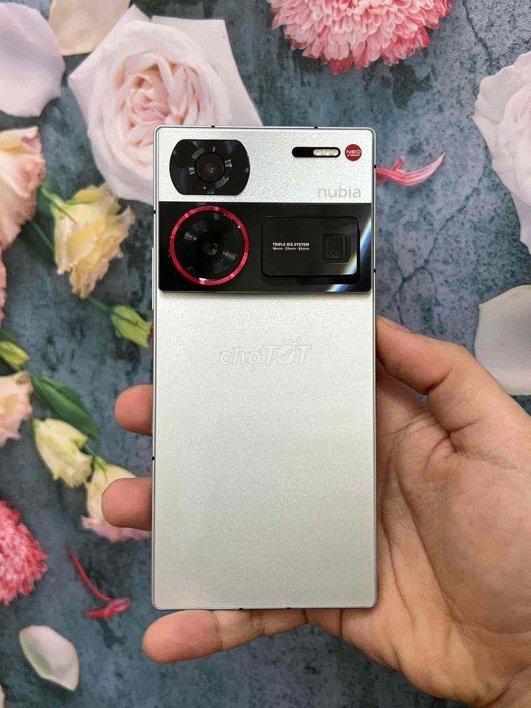 Nubia Z60 Ultra 12/256Gb Silver BH 6th có trả góp