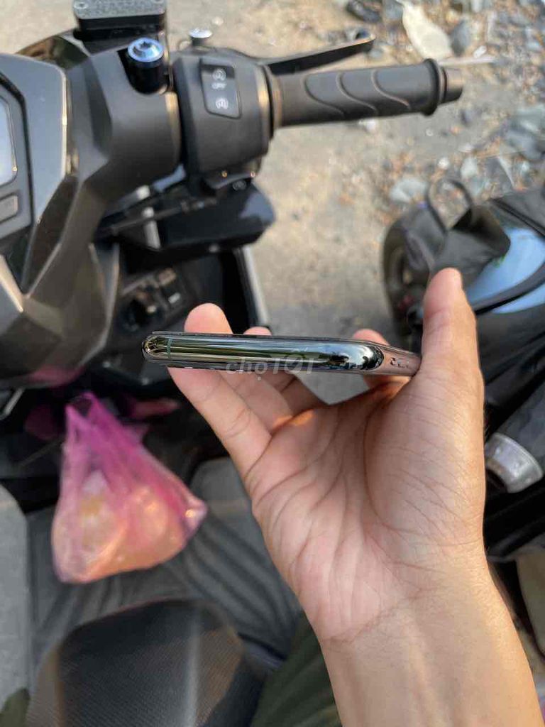 Iphone 11pro lock ( gắn sim vẫn sd bình thường). Mua bán Điện thoại tại Huyện Thới Lai Cần Thơ được đăng bởi Thanh Nhã hình 3
