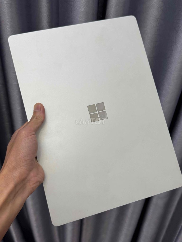 Microsoft Surface Laptop 2 i5 8GB/256GB. Mua bán Laptop tại Thành phố Đà Lạt Lâm Đồng được đăng bởi nhanh gọn lẹ hình 1