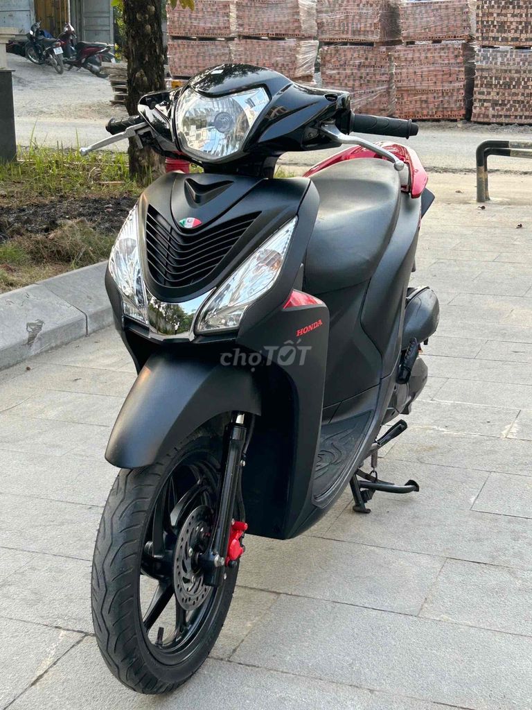 Honda Vision 2018 Đen Nhám. Mua bán Xe máy tại Quận Nam Từ Liêm Hà Nội được đăng bởi Xe Máy Đức Dũng hình 1