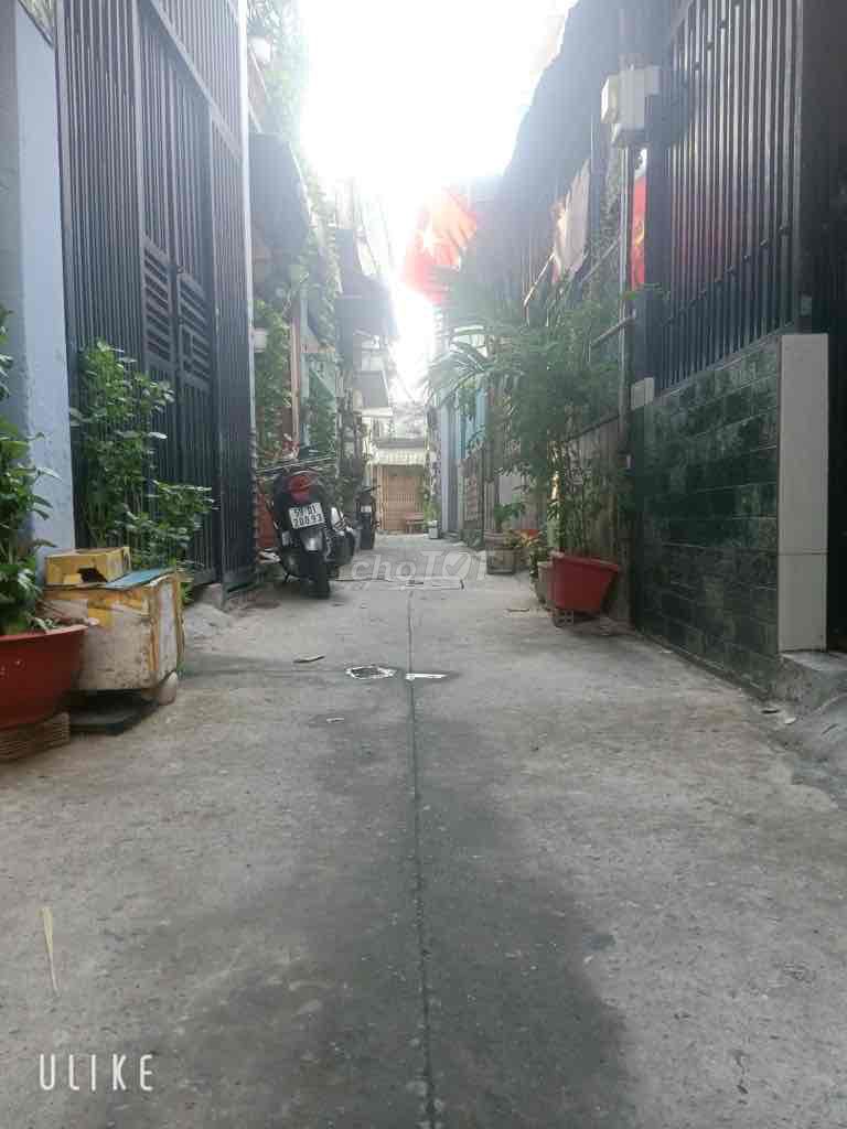 Chỉ Hơn 4 Tỷ Sở Hữu Ngay Nhà 3 Tầng 40m2-Tại Nguyễn Sơn Tân Phú