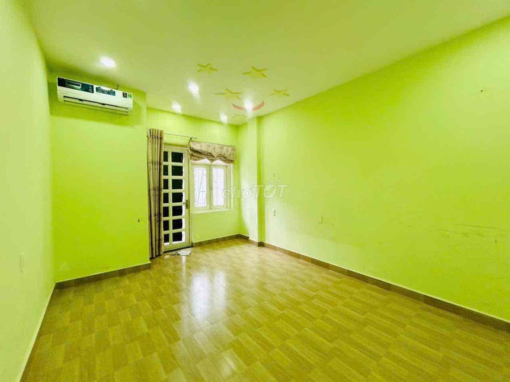 2-storey house by Hòa Xuân market on Lỗ Giáng 1 — photo 8