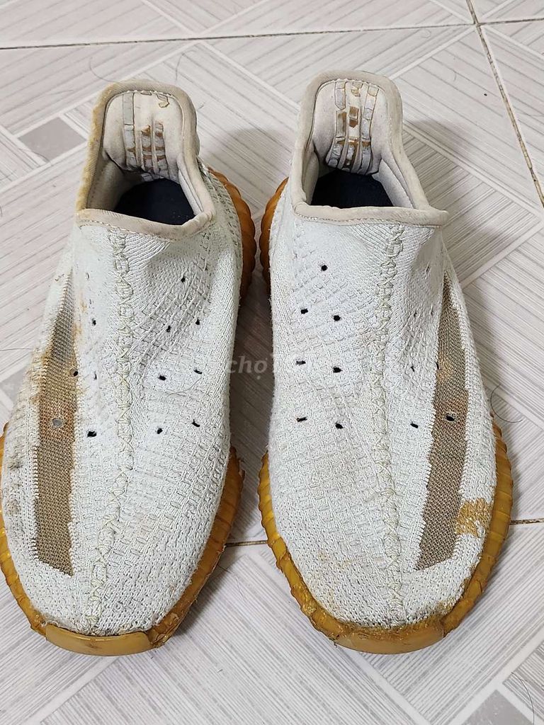 Giày thể thao Adidas Yeezy 350 V2 Nam. Mua bán Giày dép tại Quận Tân Phú Tp Hồ Chí Minh được đăng bởi Long hình 1
