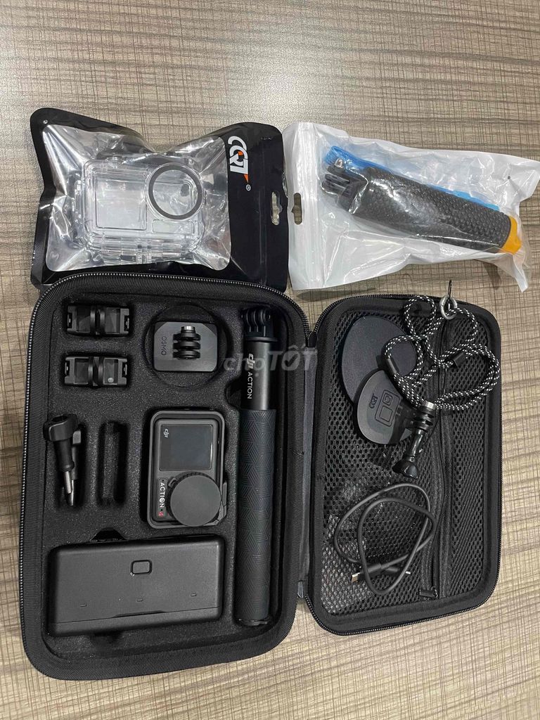 Camera hành động DJI Osmo Action 4 Đen. Mua bán Máy ảnh, Máy quay tại Quận Cầu Giấy Hà Nội được đăng bởi Phạm Thanh Tùng hình 1