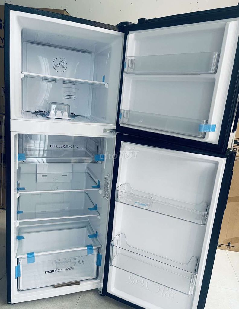 Tủ lạnh Aqua 245Lmới đẹp 2 năm bảo hành chính hãng