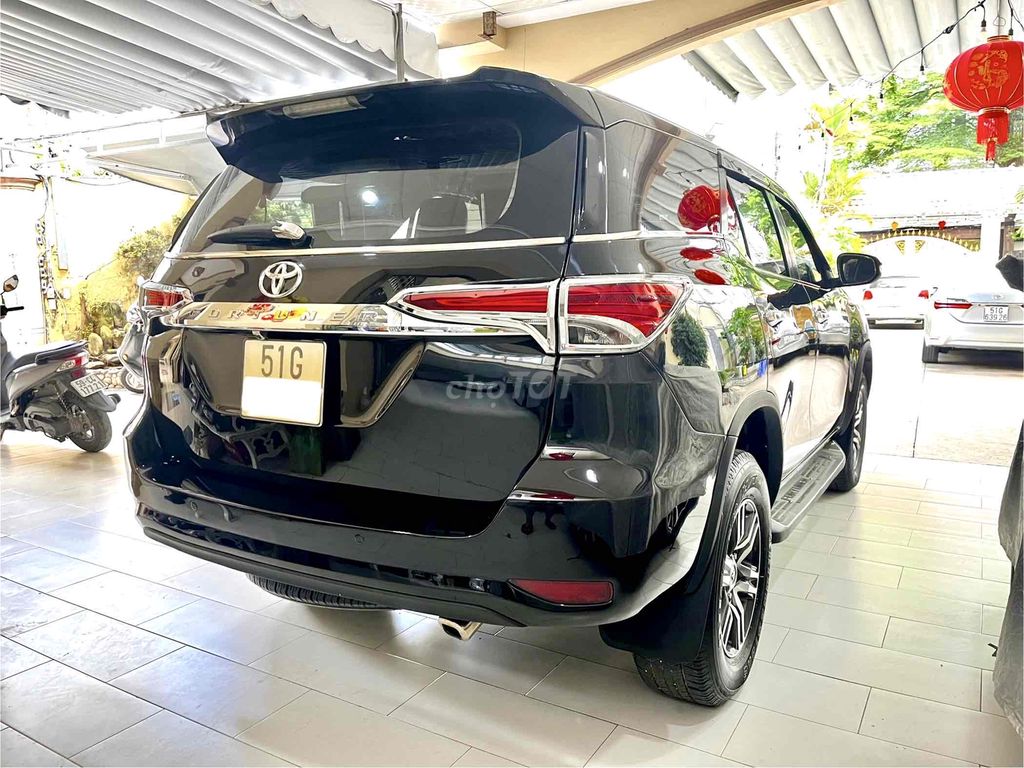 Toyota Fortuner 2017 2.7V 4x2 AT. Xe gia đình. Mua bán Ô tô tại Quận 7 Tp Hồ Chí Minh được đăng bởi Ô tô Thái Hiền hình 4