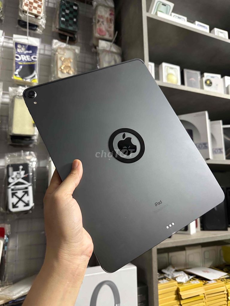 ☑️iPad Pro 2018 12.9 inch 64GB zin all, đẹp 98%. Mua bán Máy tính bảng tại Thị xã Bến Cát Bình Dương được đăng bởi Boss Táo hình 1