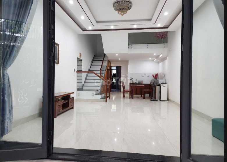 Nhà 3 tầng full nội thất khu nam việt á - đường đoàn khuê