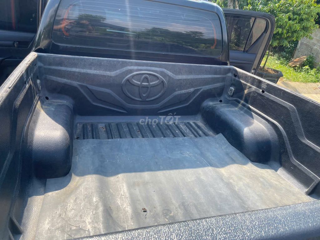 Toyota Hilux 2.4 AT một cầu Sx 2020 Nhập Thái. Mua bán Ô tô tại Quận Cầu Giấy Hà Nội được đăng bởi Hưng Toyota  hình 4