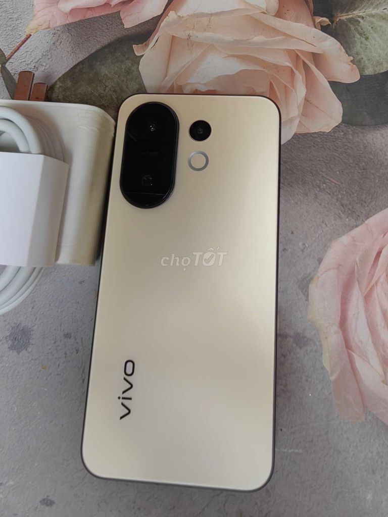 Vivo S30 pro mini new trôi bh. Mua bán Điện thoại tại Quận Hoàng Mai Hà Nội được đăng bởi LongHung Mobile hình 1