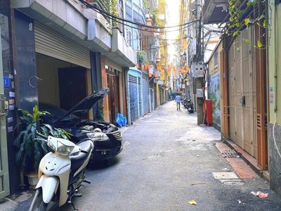Townhouse 47 m² · 5 bed · Phố Dương Quảng Hàm