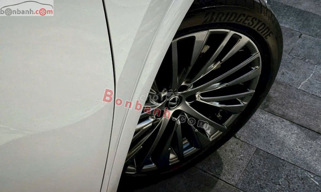 Lexus RX 350 Luxury 2023 - 4 Tỷ 150 Triệu. Mua bán Ô tô tại Quận Ba Đình Hà Nội được đăng bởi Nguyễn Khắc Hoàn hình 5