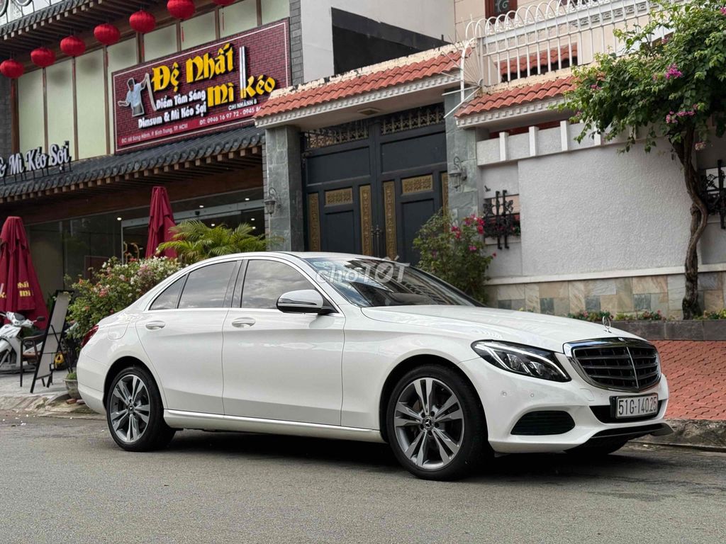 Mercedes Benz C250 Exclusive 2017. Mua bán Ô tô tại Quận 1 Tp Hồ Chí Minh được đăng bởi Nguyễn Lê Hưng hình 2