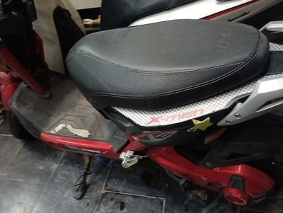 Bán xe đạp điện như hình, xe đi ít, mua mới 18tr. Mua bán Xe điện tại Quận Long Biên Hà Nội được đăng bởi BÙI văn công