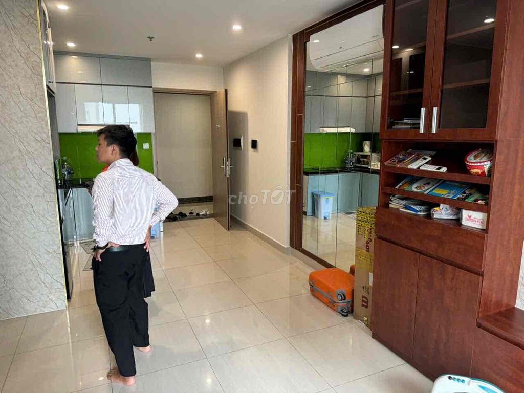Bán căn 2 phòng ngủ Vinhome grand park DT 54,5m Giá: 2,6 tỉ