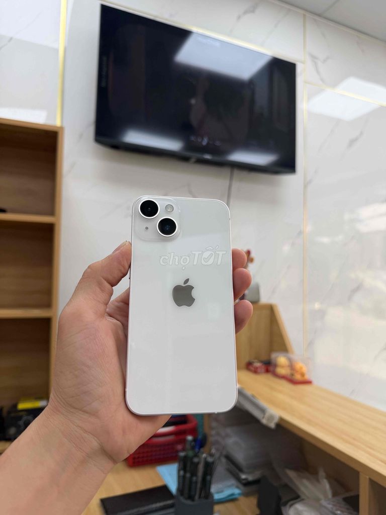 Apple iPhone 14 128GB Trắng Đã sử dụng. Mua bán Điện thoại tại Quận Sơn Trà Đà Nẵng được đăng bởi Diễm Diễm hình 1