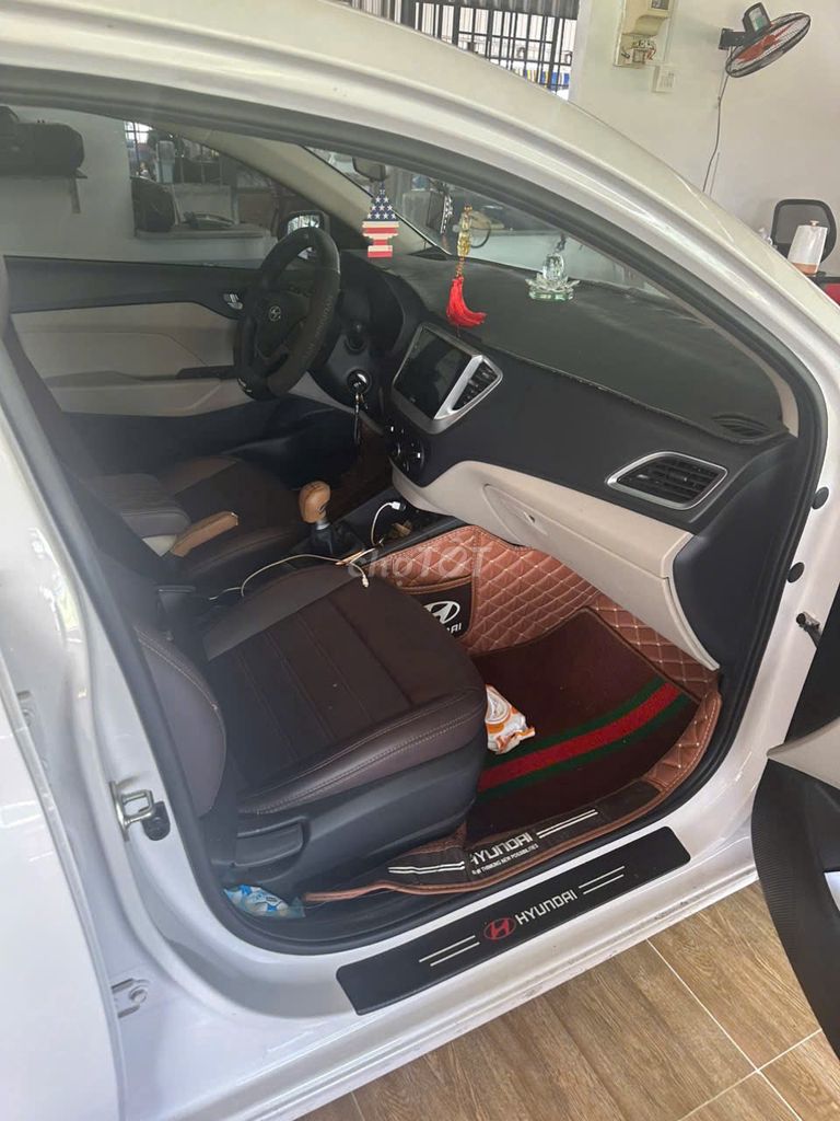 Hyundai Accent 2023 1.4 MT - 9000 km