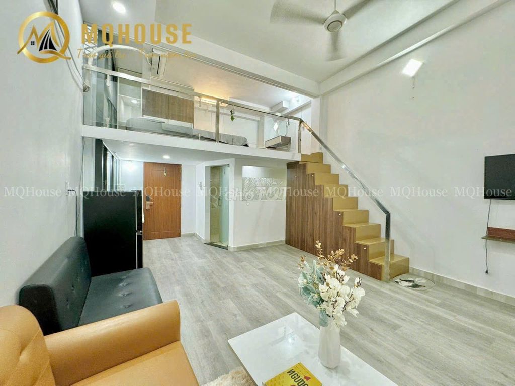 Двухуровневая студия 40м² с антресолью 2м, с мебелью в Танбине