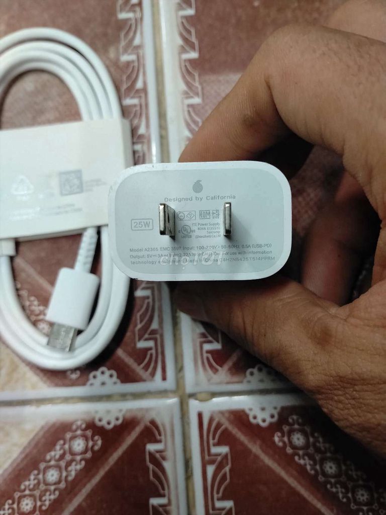 Bộ sạc Apple A2305 25W Trắng. Mua bán Phụ kiện (Màn hình, Chuột...) tại Quận Gò Vấp Tp Hồ Chí Minh được đăng bởi tuấn  hình 1