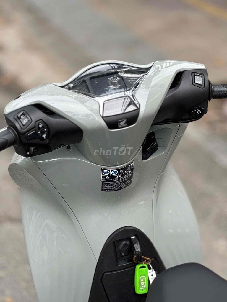 🛑Sh 160i Thắng ABS 2023 chính chủ siêu lướt. Mua bán Xe máy tại Thành phố Biên Hòa Đồng Nai được đăng bởi Huỳnh Ý hình 7