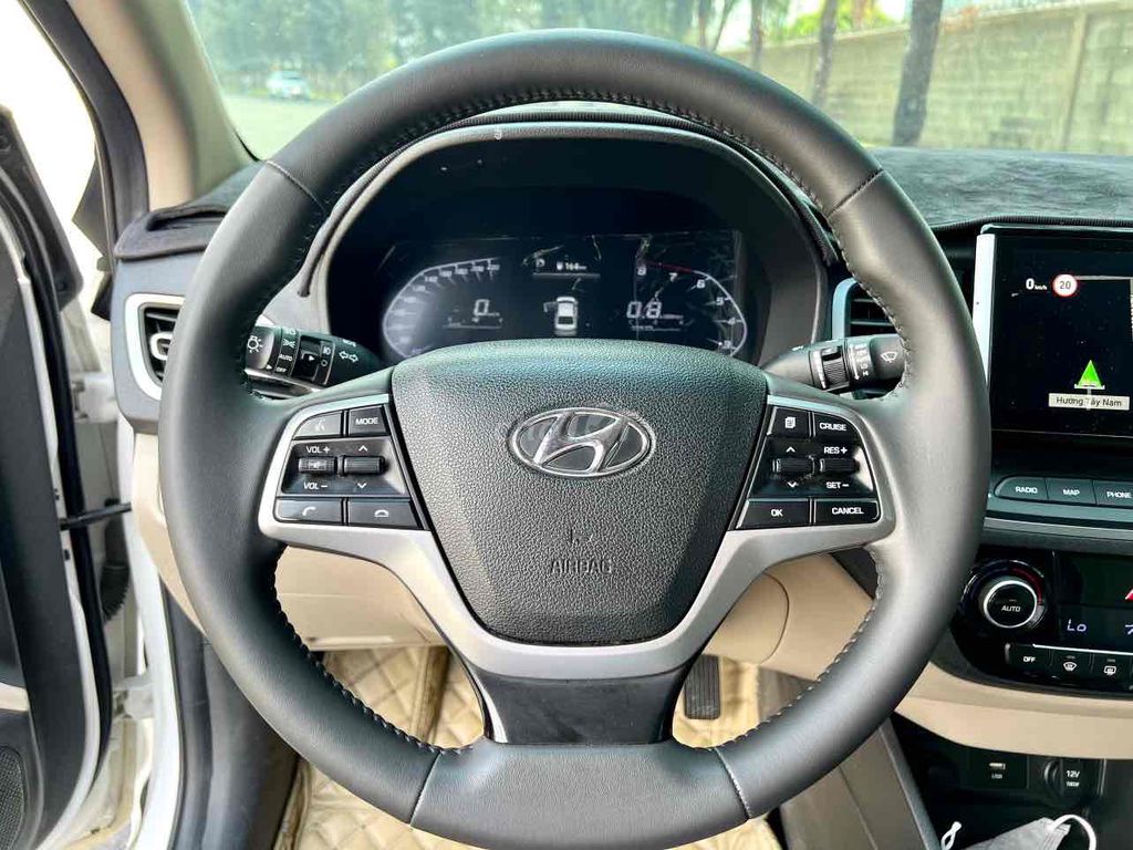 Hyundai Accent 2022 số tự động, 27000km