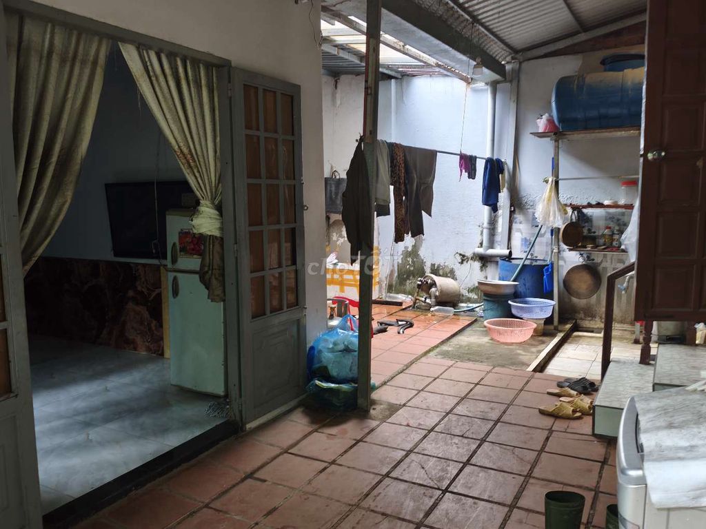 cho thuê 521m2 có nhà c4 giá 22tr gần VIN- làm cafe sân vườn, quán ăn