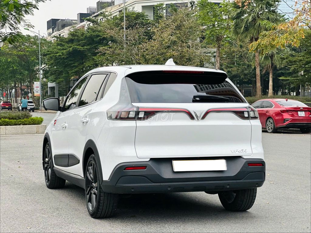VinFast VF e34 2025 Trắng. Mua bán Ô tô tại Quận Bắc Từ Liêm Hà Nội được đăng bởi Nguyễn Văn Hoàng hình 6