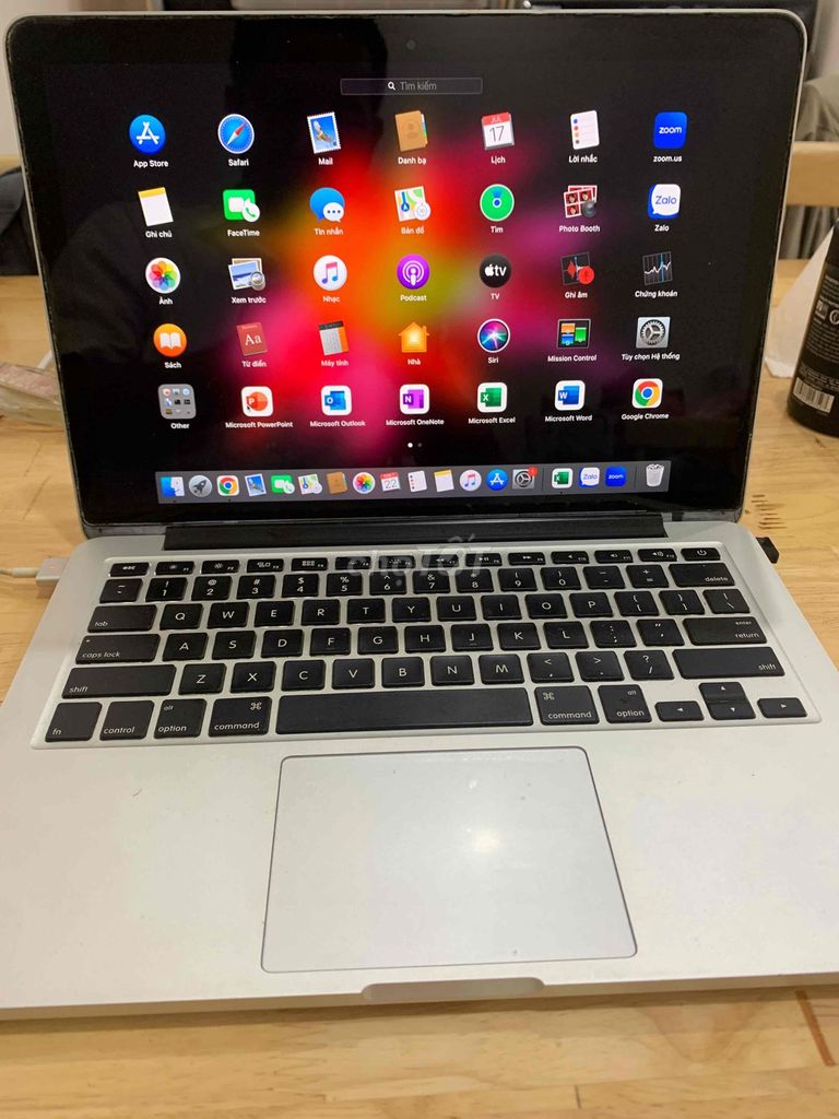 Apple MacBook Pro Bạc. Mua bán Laptop tại Quận Liên Chiểu Đà Nẵng được đăng bởi Lực hình 1