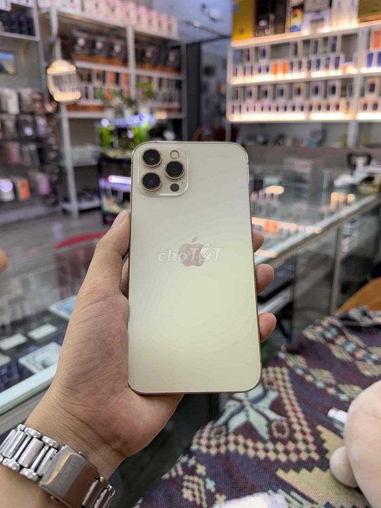 Apple iPhone 12 Pro Max 256GB QT. Mua bán Điện thoại tại Quận Hải Châu Đà Nẵng được đăng bởi Hoàng Táo 273 Nguyễn Hoàng Đà Nẵng hình 1