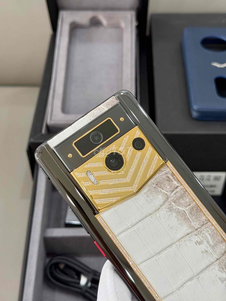Vertu Meta2 Gold Daimond Alligator Hinalaya Full. Mua bán Điện thoại tại Thành phố Thủ Đức Tp Hồ Chí Minh được đăng bởi Trung Vertu hình 1