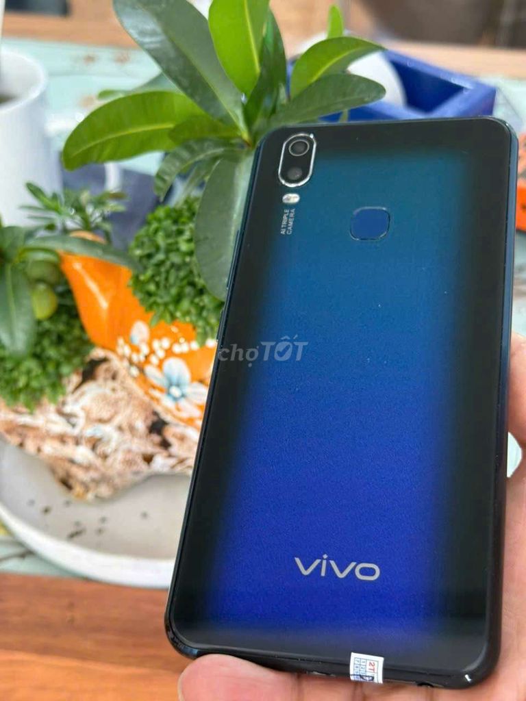 Bán Vivo Y11. Mua bán Điện thoại tại Thành phố Sóc Trăng Sóc Trăng được đăng bởi điện thoại giá sỉ 501lê Hồng Phong  hình 1
