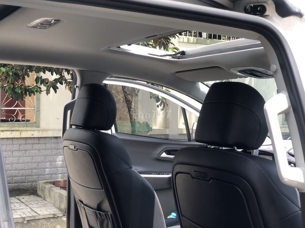 Hyundai Custin 2024 Cao Cấp 2.0T - Màu trắng. Mua bán Ô tô tại Huyện Hóc Môn Tp Hồ Chí Minh được đăng bởi Huy Hyundai hình 15