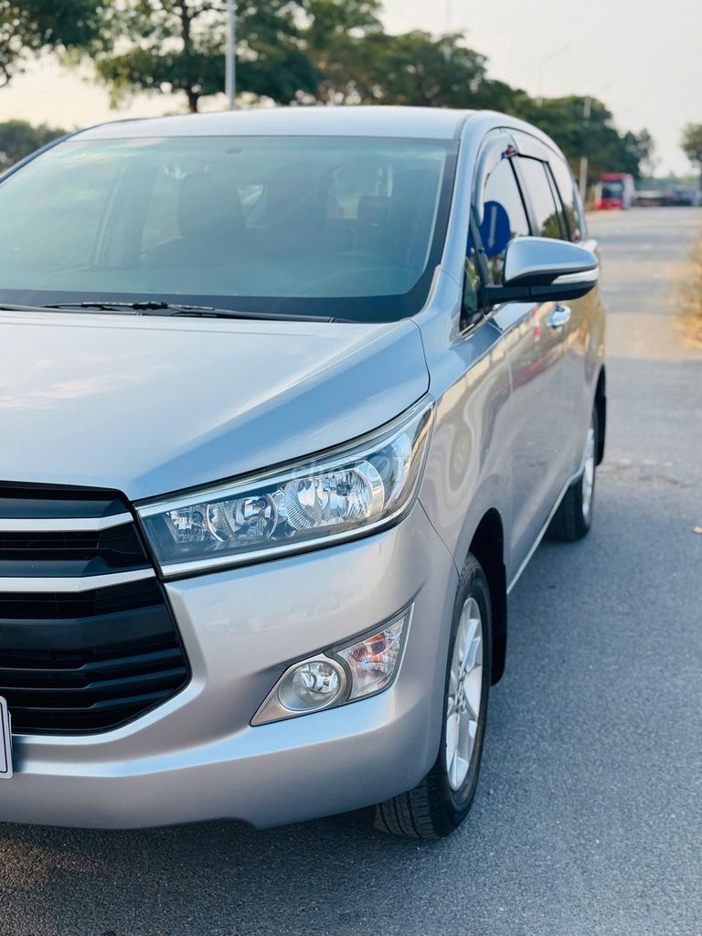 Toyota Innova 2018 photo 3