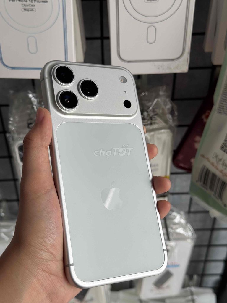 14prm độ 17prm đưa 7tr5 còn lại góp. Mua bán Điện thoại tại Quận Thanh Khê Đà Nẵng được đăng bởi BÔN APPLE 19 Bàu Hạc 3 hình 1
