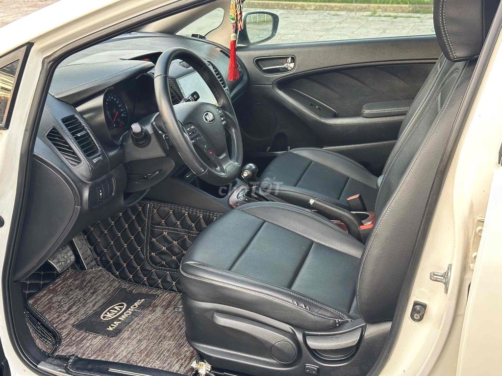 Kia K3 2015 1.6 AT - 120000 km 1 chủ bao zin chêch. Mua bán Ô tô tại Quận Hoàng Mai Hà Nội được đăng bởi A công hình 6