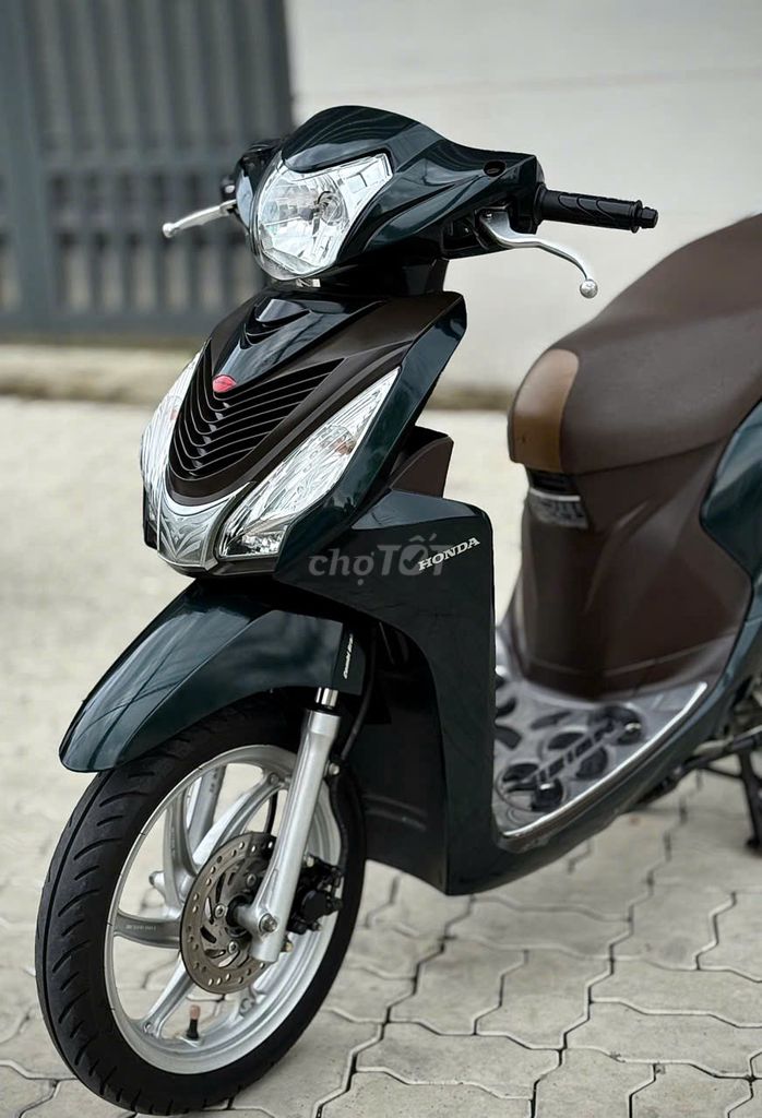 Vison 2020 máy zin, giấy chính chủ, Bao nợ xấu. Mua bán Xe máy tại Quận 1 Tp Hồ Chí Minh được đăng bởi Phạm Đức hình 3