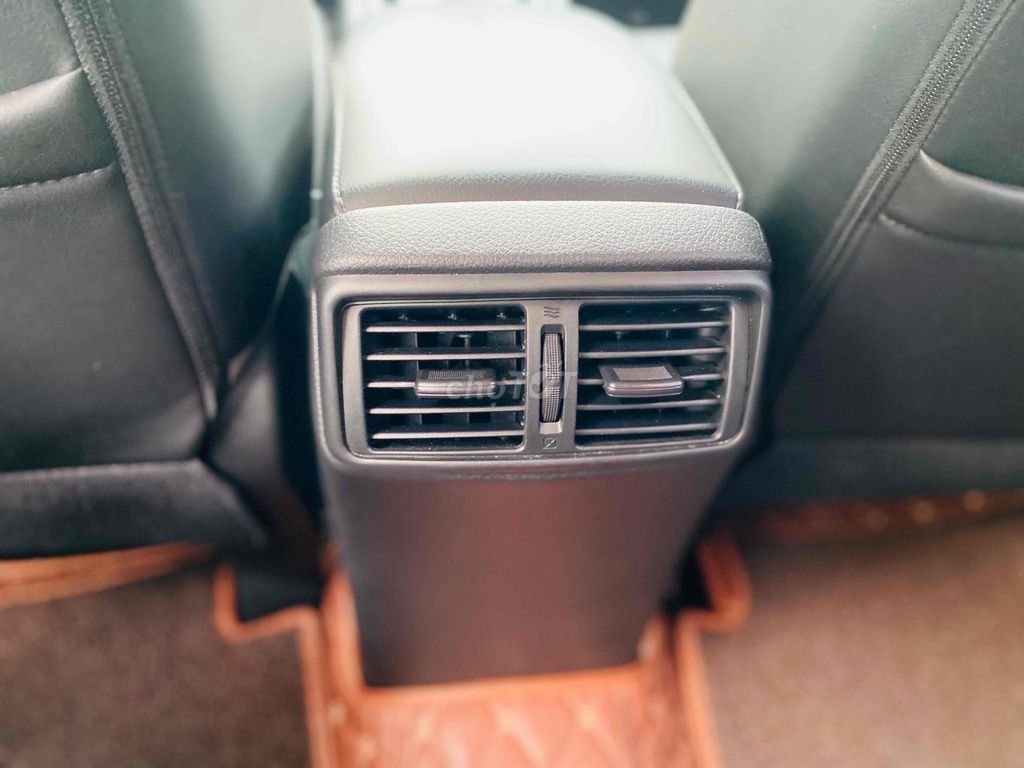 Nissan X trail 2017 2.0 2WD Premium - 100000 km. Mua bán Ô tô tại Quận Hoàng Mai Hà Nội được đăng bởi anh Biên hình 12