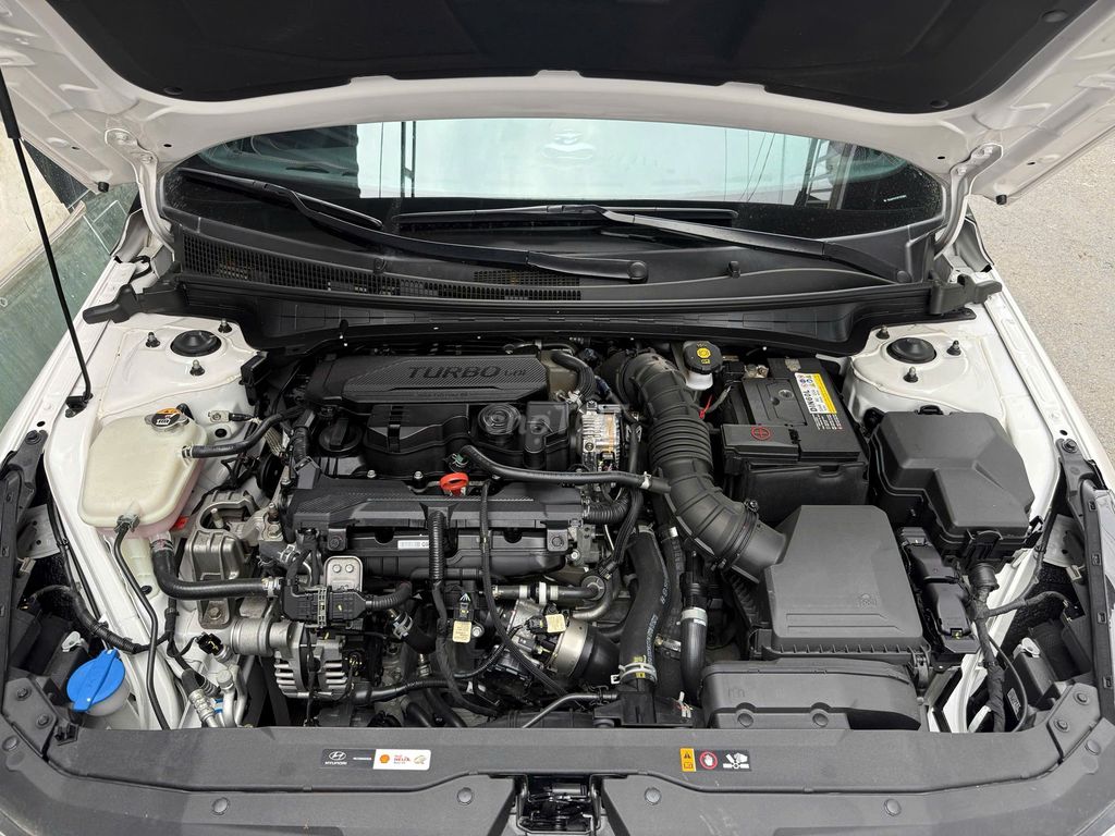 Hyundai Elantra 2023 N-Line 1.6 Turbo AT - 12000km. Mua bán Ô tô tại Quận 8 Tp Hồ Chí Minh được đăng bởi nguyễn bình long hình 16