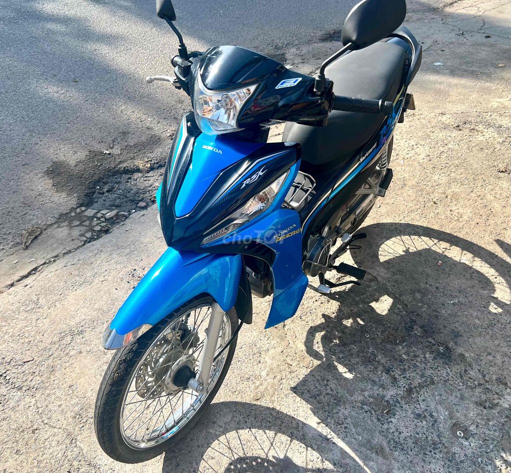 wave rsx fi 2017 còn mới keng !. Mua bán Xe máy tại Thành phố Biên Hòa Đồng Nai được đăng bởi cửa hàng xe máy Anh Tuấn hình 3