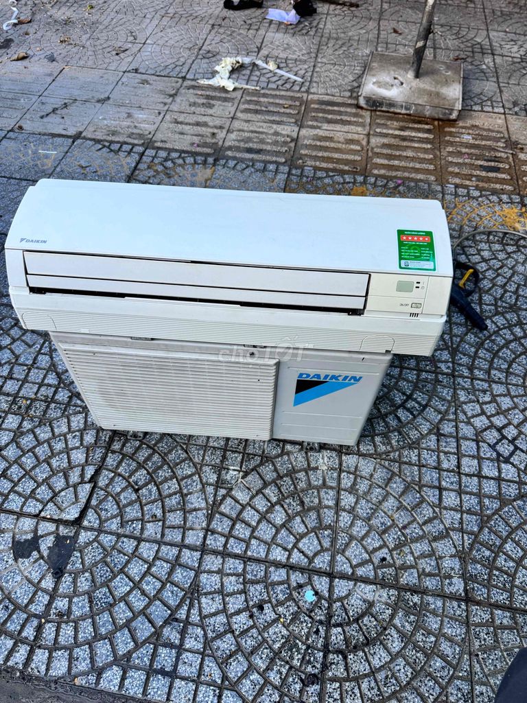 Thanh lý máy lạnh Daikin 1.0HP siêu bền đẹp. Mua bán Máy lạnh, điều hoà tại Quận Thanh Khê Đà Nẵng được đăng bởi Phúc Đỗ hình 1
